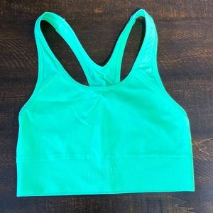 🍎PINK Victoria’s Secret Sports Bra🍎